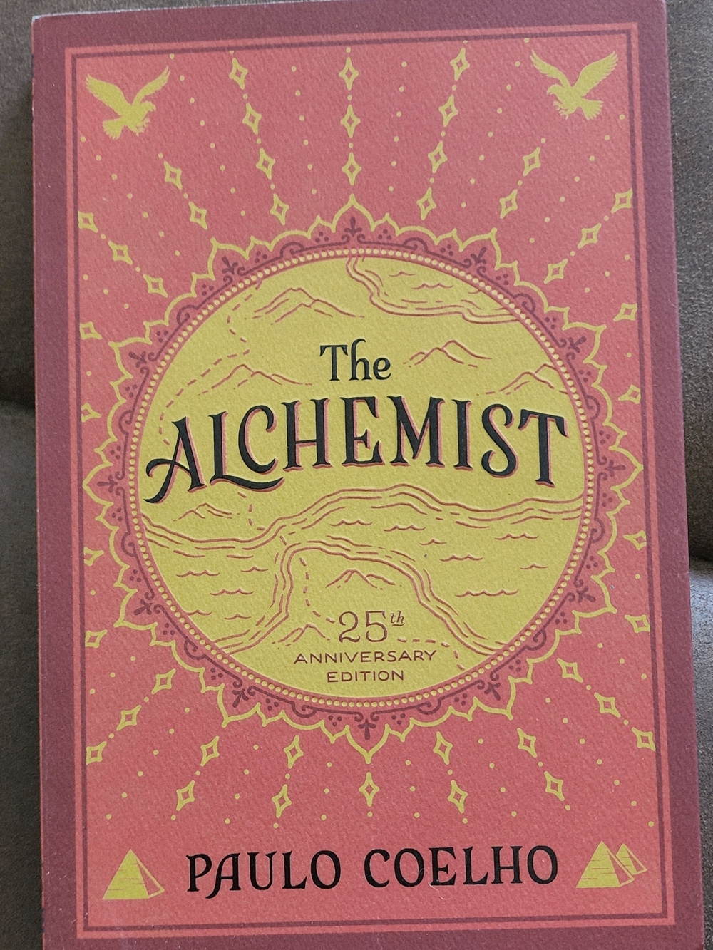 The Alchemist 25th Anniversary Edition - Red and Gold